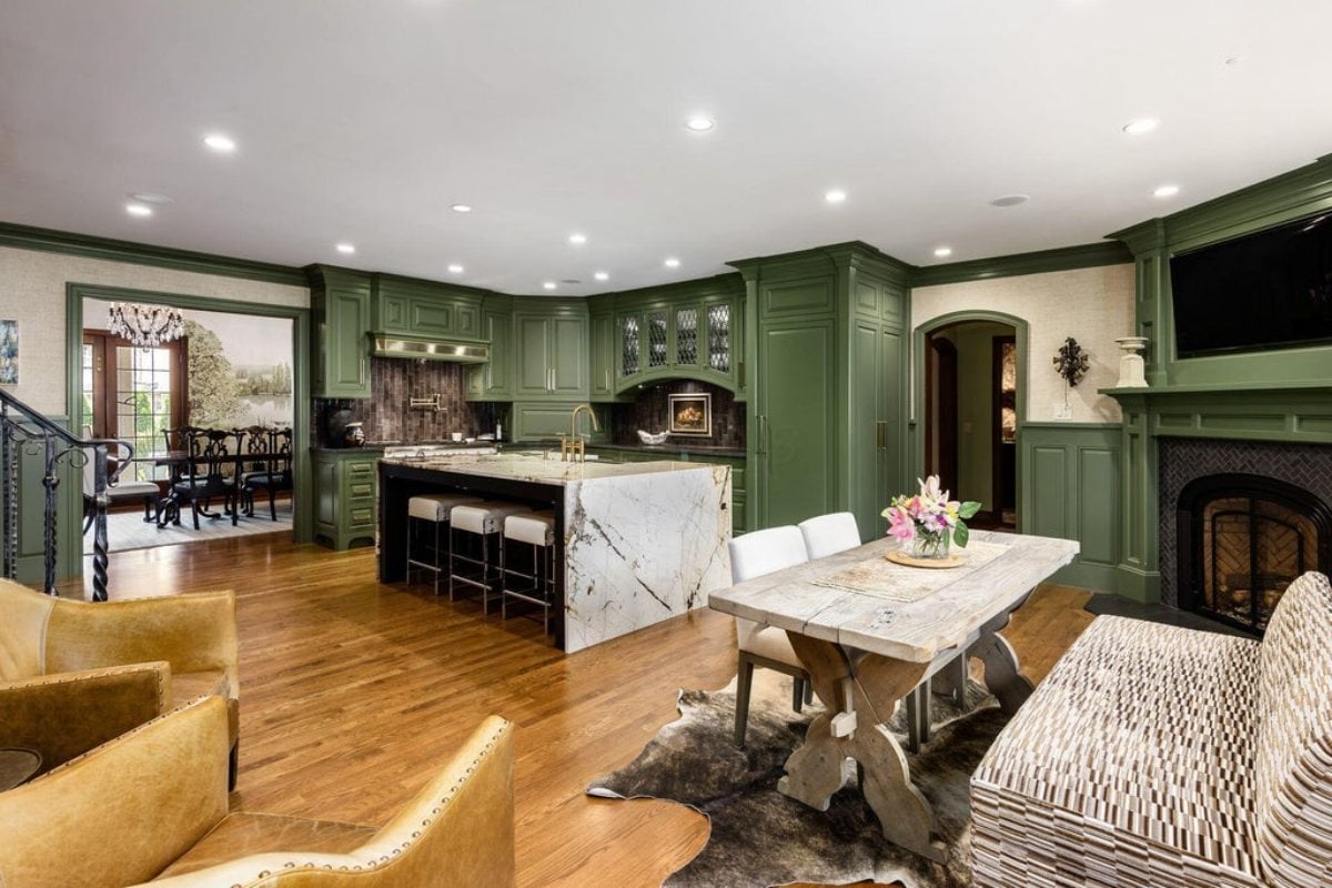 8,416 Sq. Ft. Mansion in Columbus, OR ($3,999,000)
