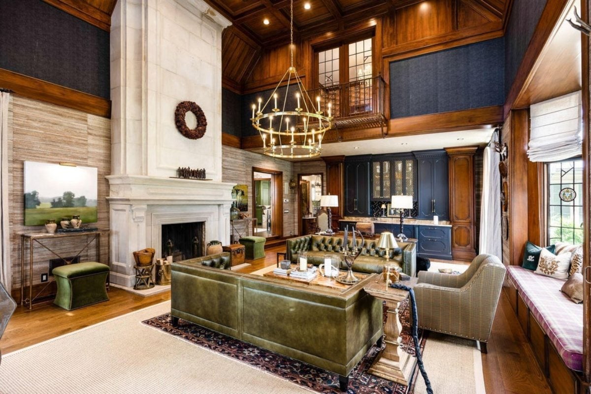 8,416 Sq. Ft. Mansion in Columbus, OR ($3,999,000)