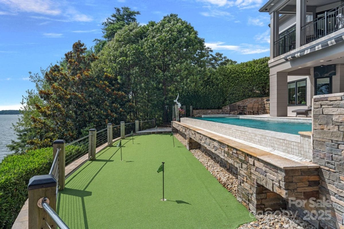 6,586 Sq. Ft. Mansion in Cornelius, NC ($7,850,000)