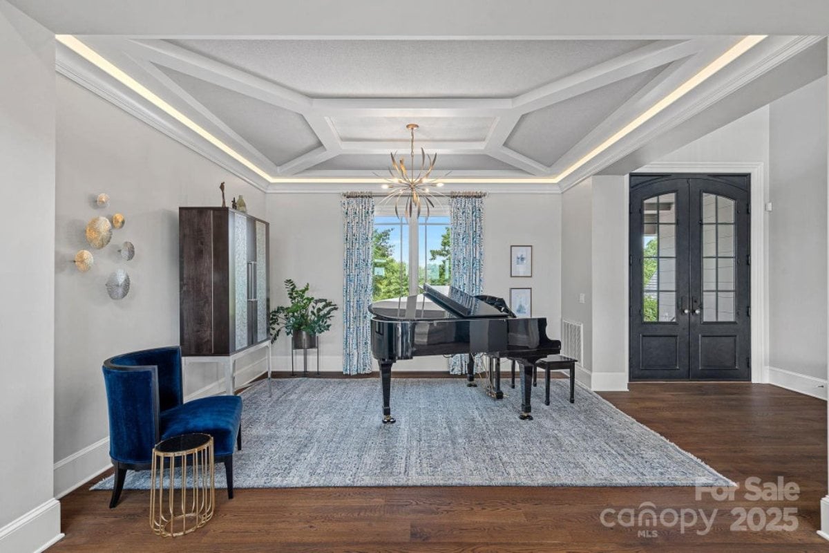 6,586 Sq. Ft. Mansion in Cornelius, NC ($7,850,000)
