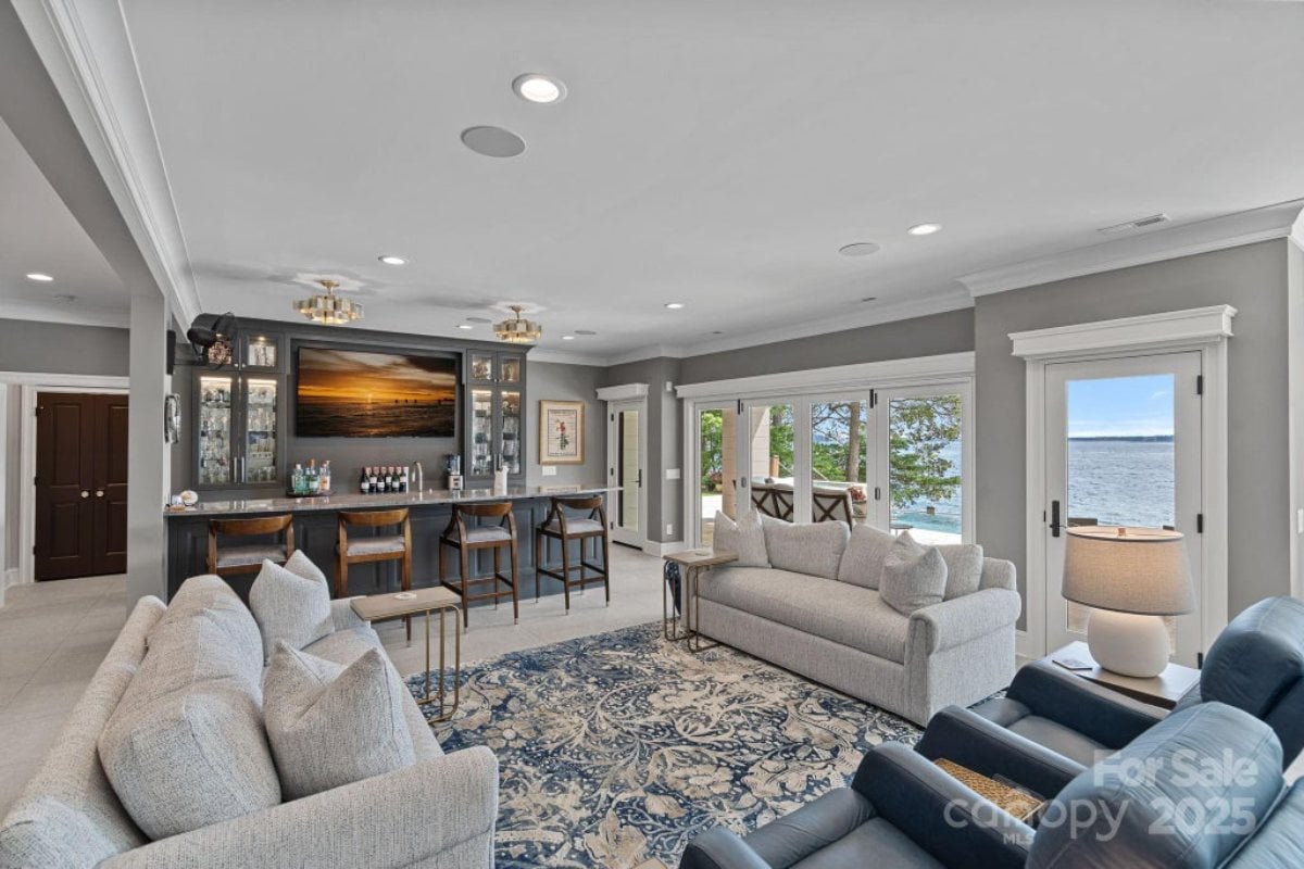 6,586 Sq. Ft. Mansion in Cornelius, NC ($7,850,000)