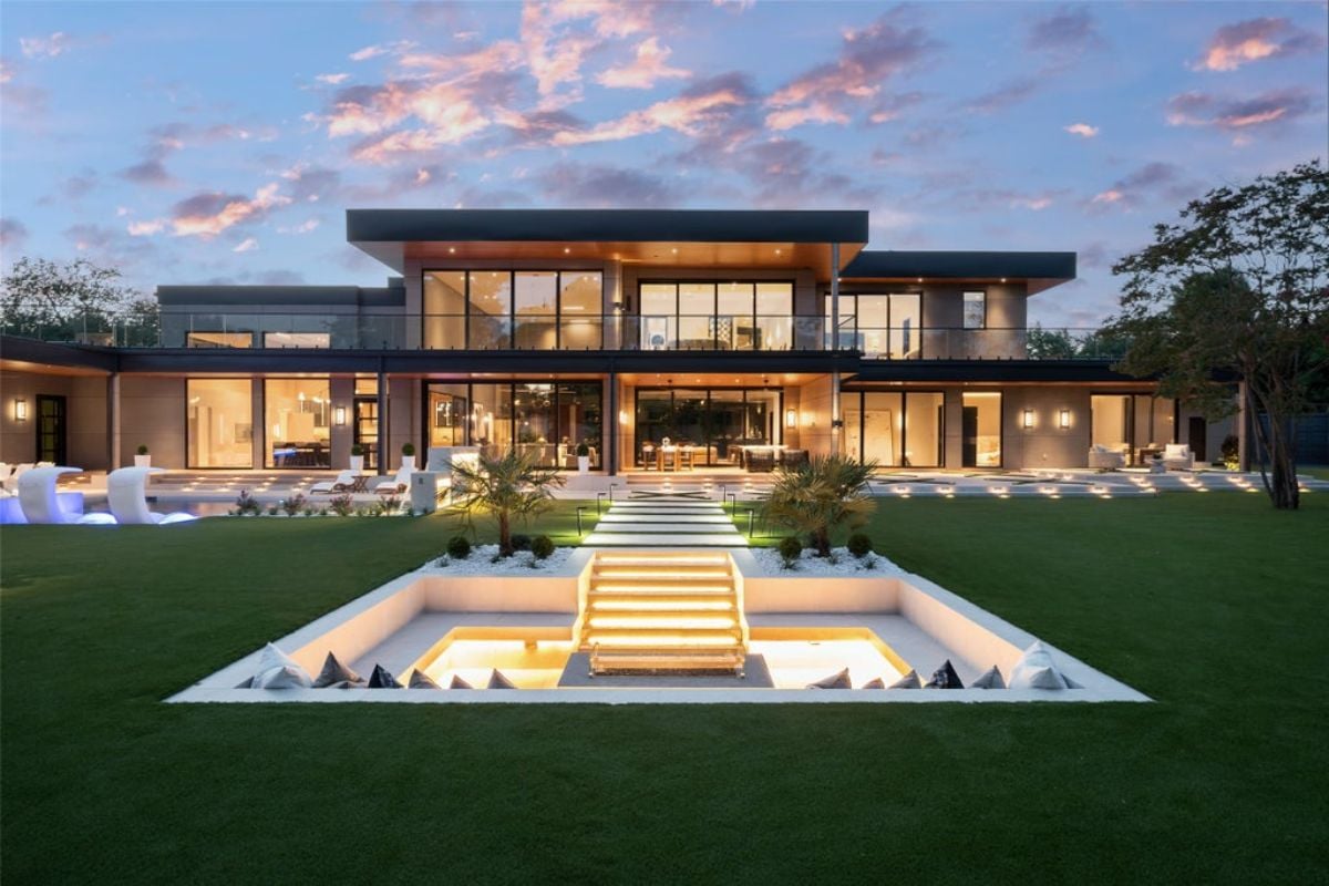 8,471 Sq. Ft. Mansion in Dallas, TX ($9,500,000)