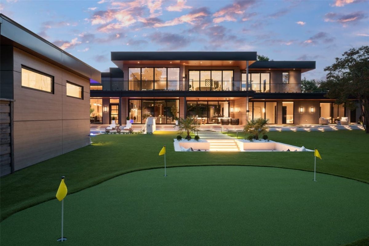 8,471 Sq. Ft. Mansion in Dallas, TX ($9,500,000)