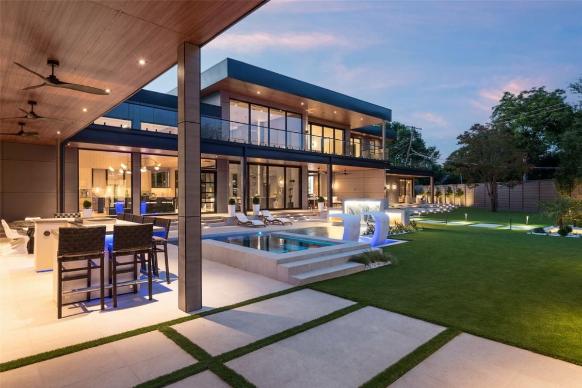 8,471 Sq. Ft. Mansion in Dallas, TX ($9,500,000)