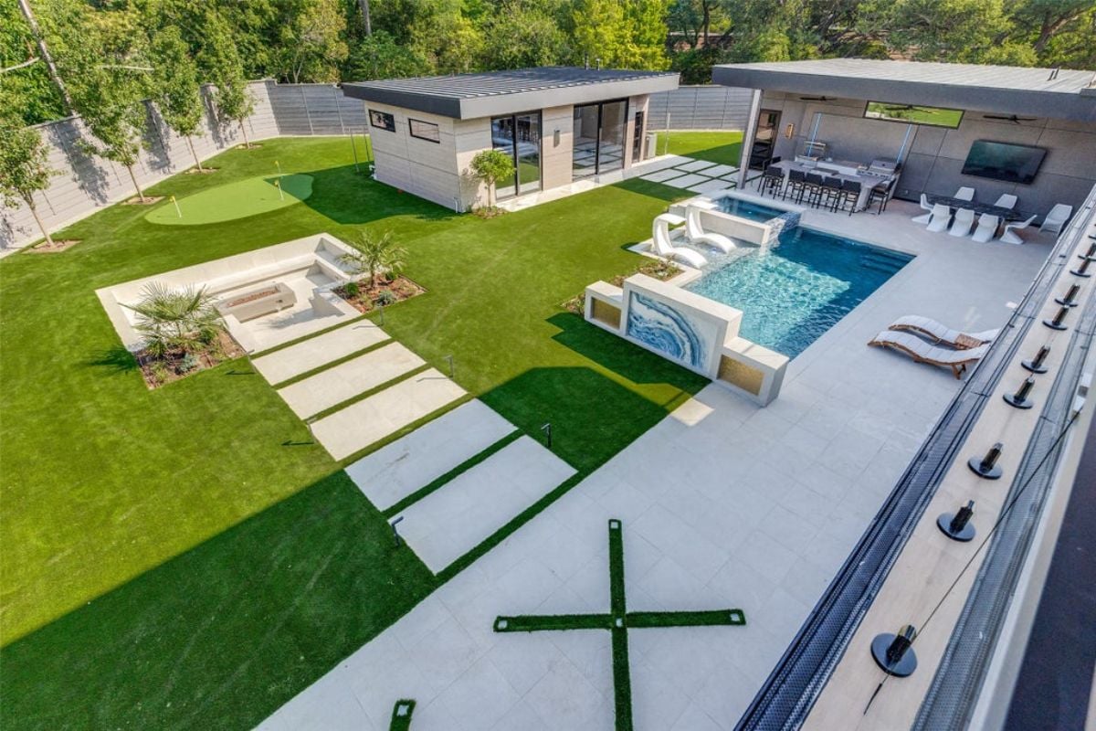 8,471 Sq. Ft. Mansion in Dallas, TX ($9,500,000)