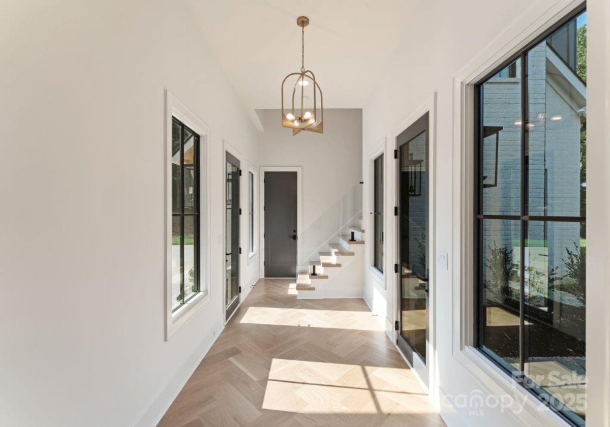 9,570 Sq. Ft. Mansion in Davidson, NC ($8,195,000)