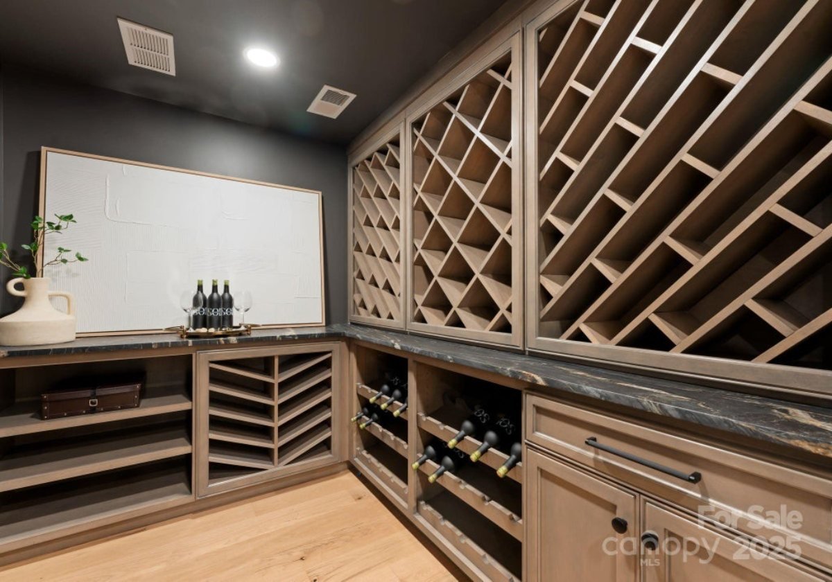 9,570 Sq. Ft. Mansion in Davidson, NC ($8,195,000)