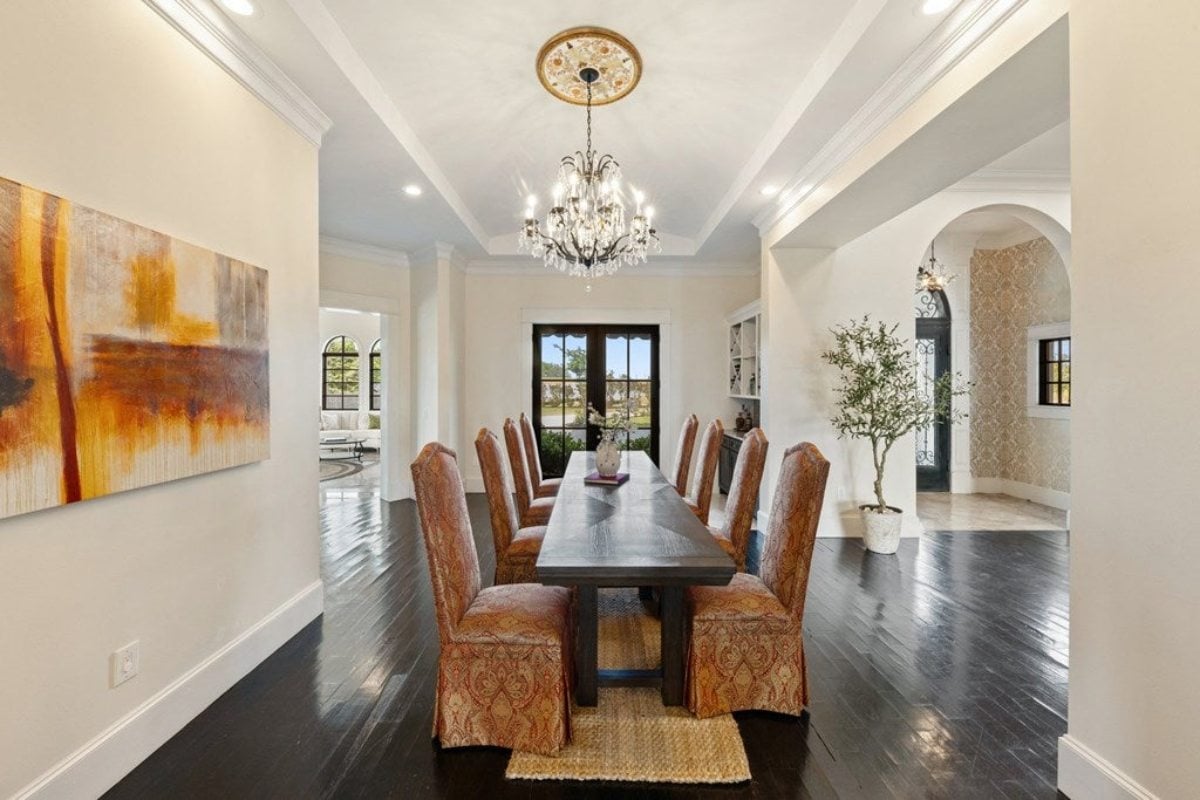 8,200 Sq. Ft. Mansion in Decatur, TX ($8,750,000)