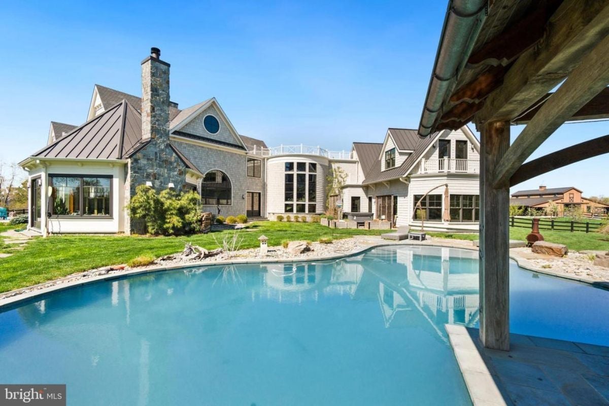 9,595 Sq. Ft. Mansion in Easton, MD ($6,500,000)