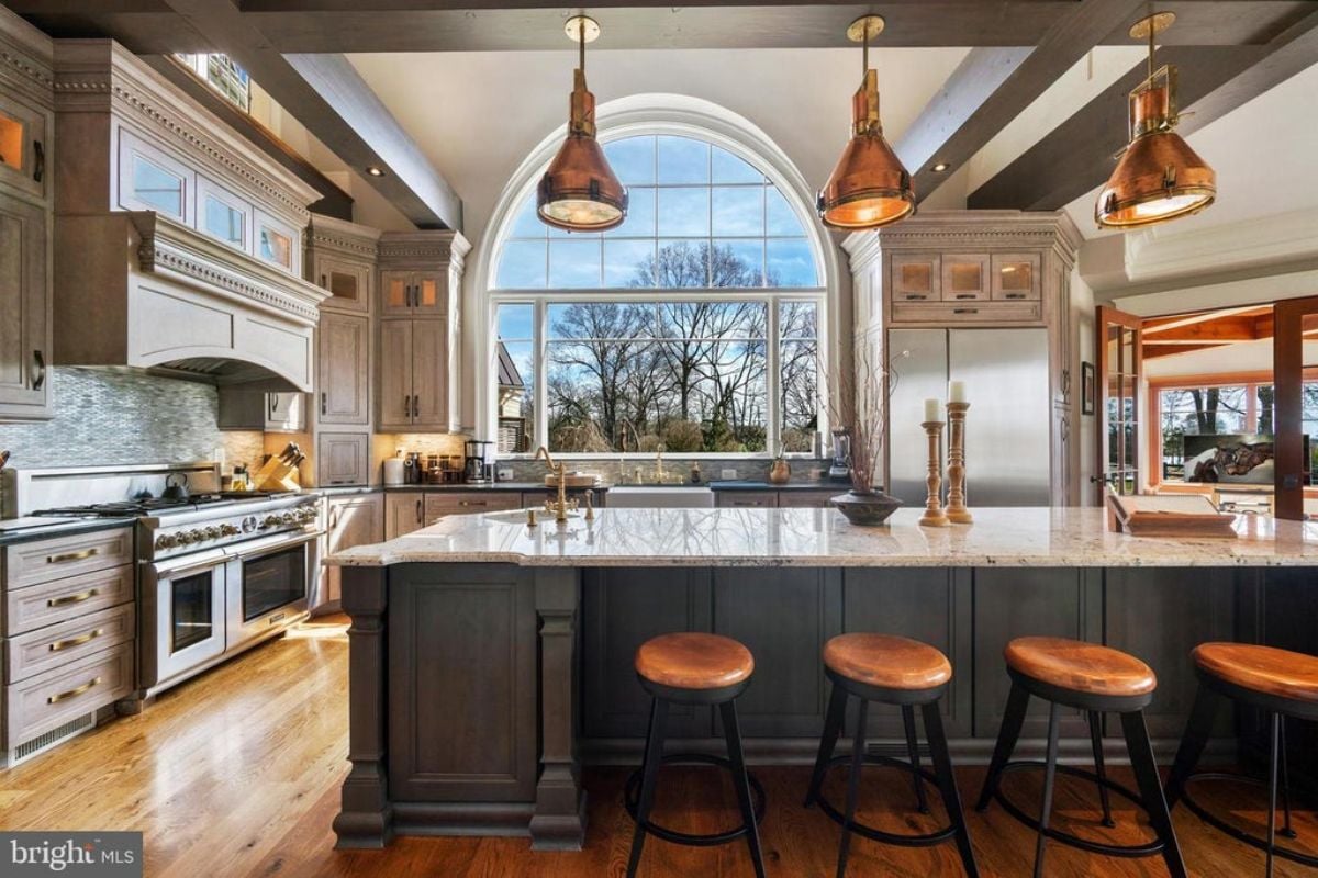 9,595 Sq. Ft. Mansion in Easton, MD ($6,500,000)