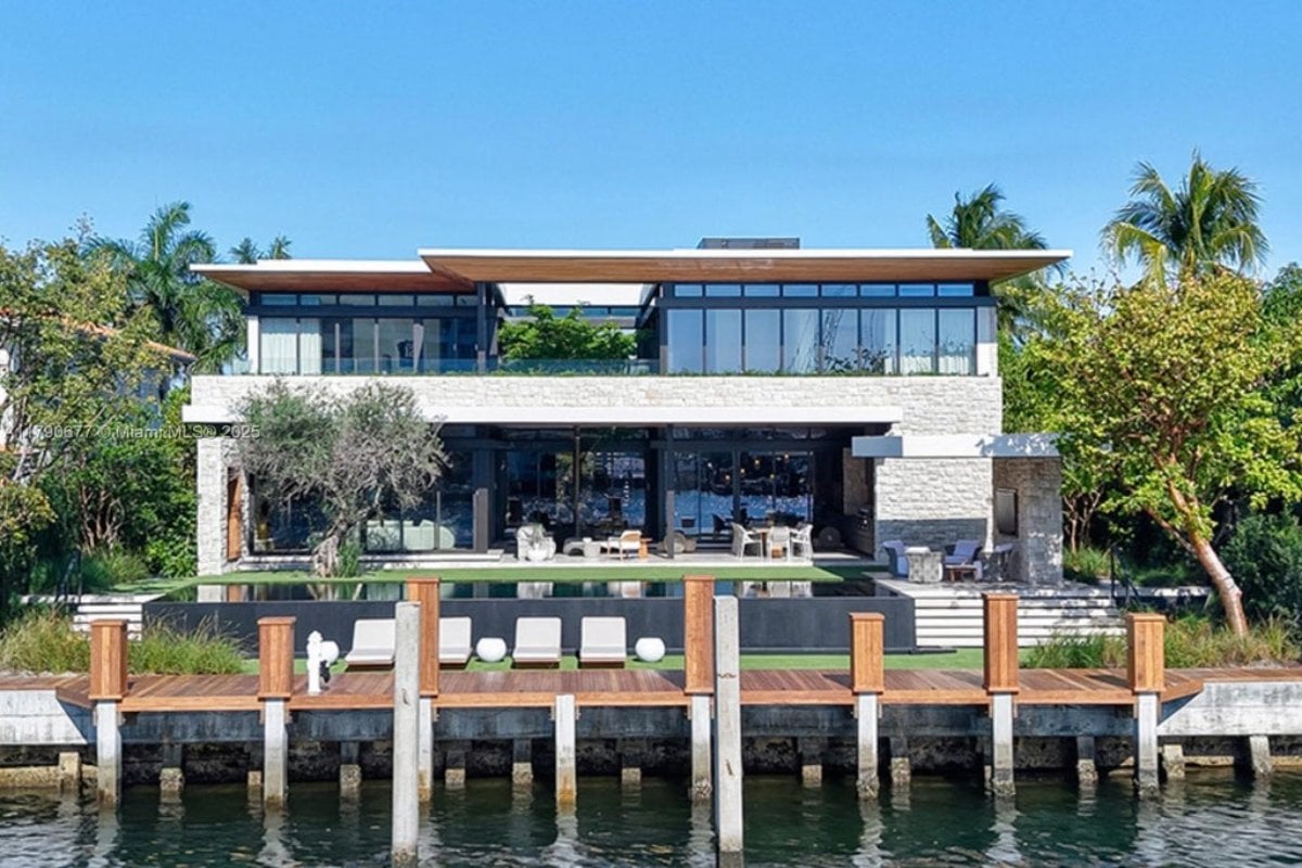 7,635 Sq. Ft. Mansion in Golden Beach, FL ($29,950,000)