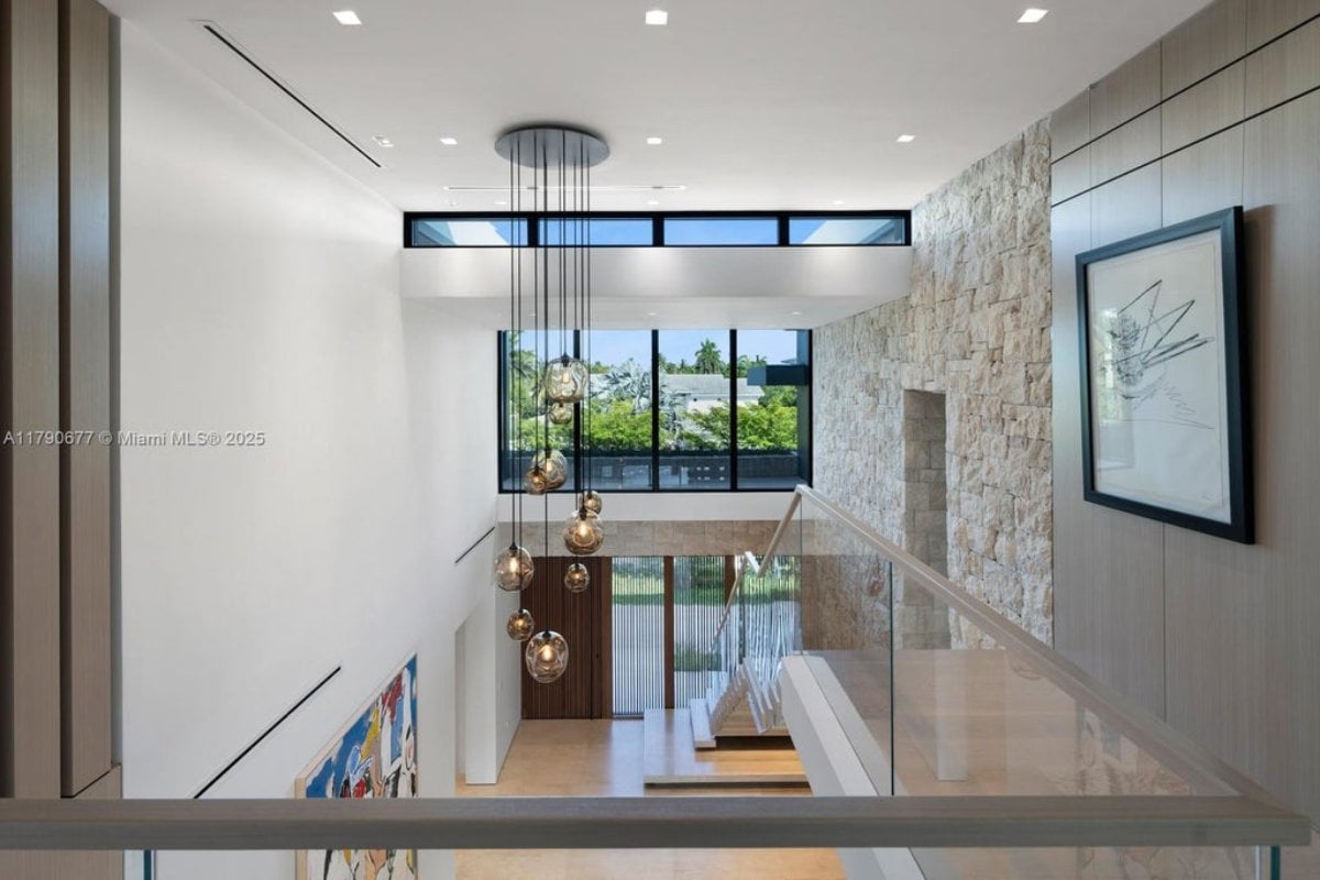 7,635 Sq. Ft. Mansion in Golden Beach, FL ($29,950,000)