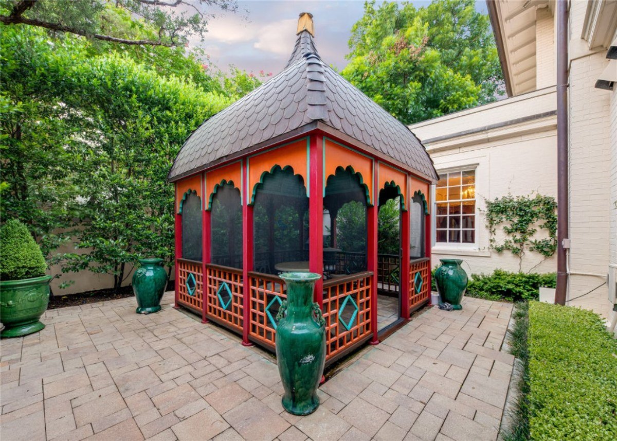 6,032 Sq. Ft. Mansion in Highland Park, TX ($7,950,000)