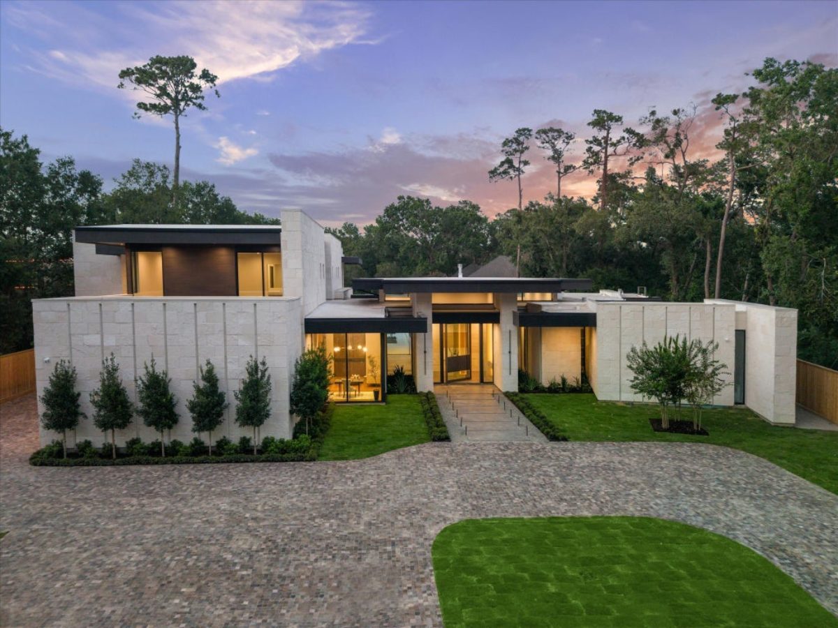 12,145 Sq. Ft. Mansion in Houston, TX ($10,500,000)