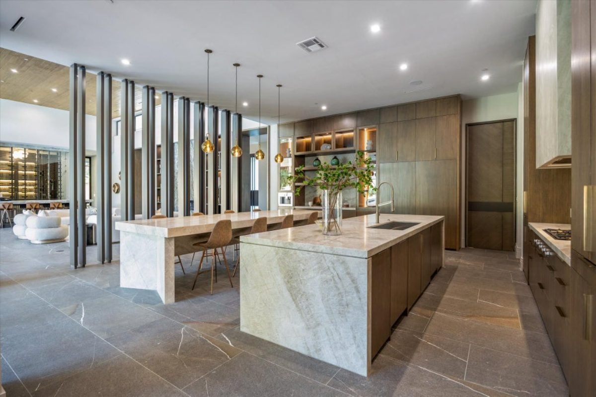12,145 Sq. Ft. Mansion in Houston, TX ($10,500,000)