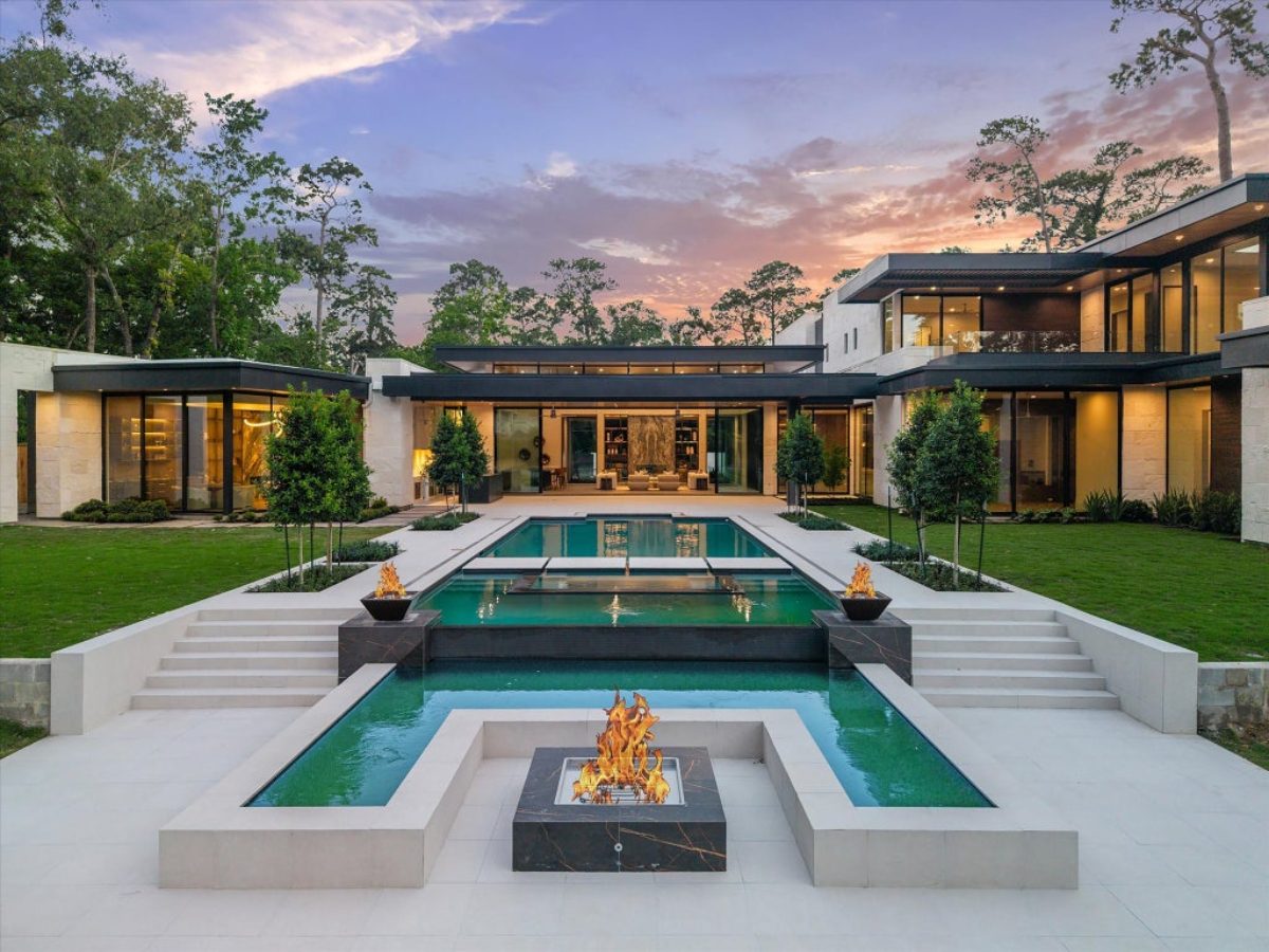 12,145 Sq. Ft. Mansion in Houston, TX ($10,500,000)