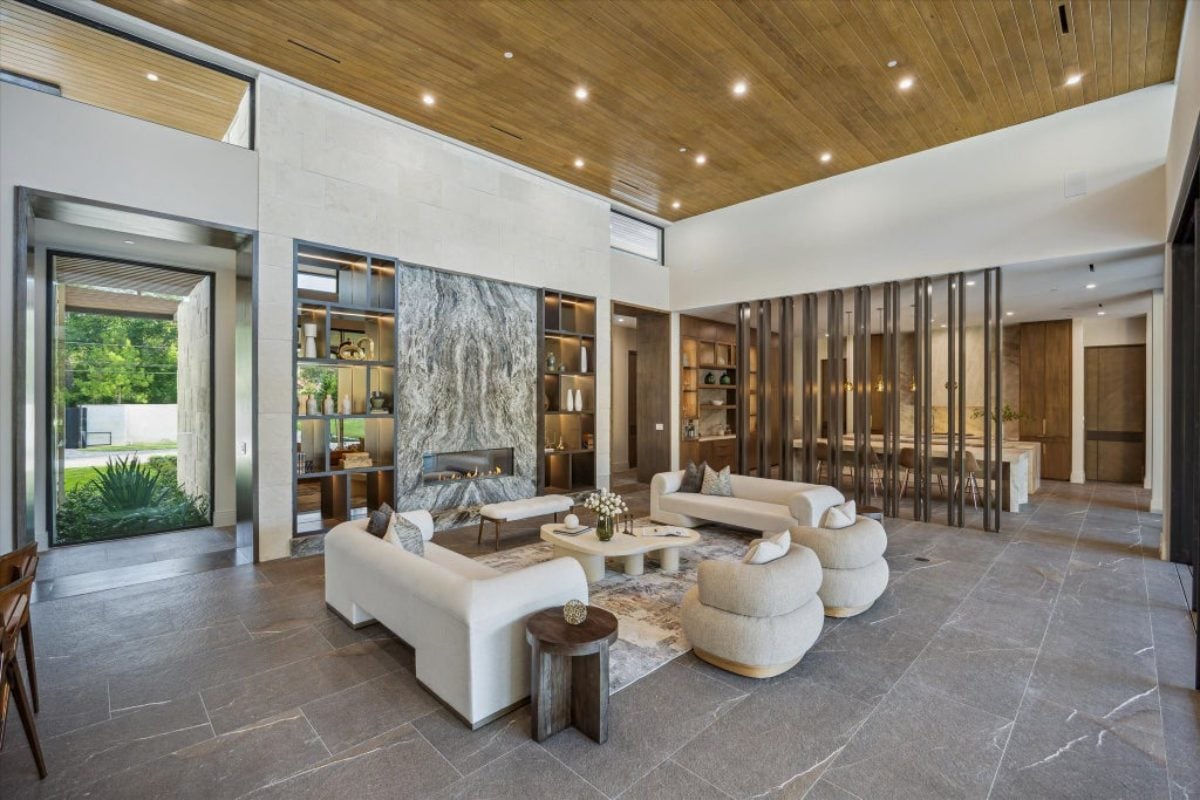 12,145 Sq. Ft. Mansion in Houston, TX ($10,500,000)