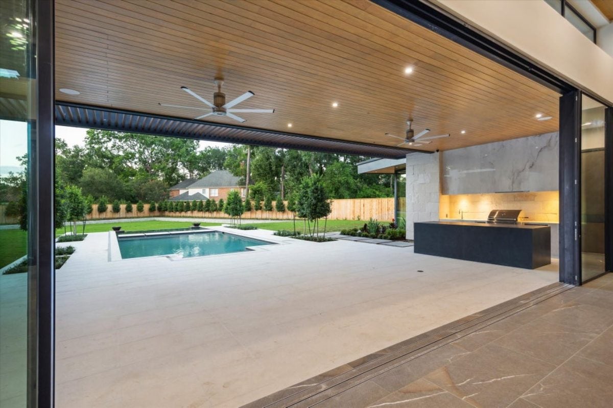 12,145 Sq. Ft. Mansion in Houston, TX ($10,500,000)