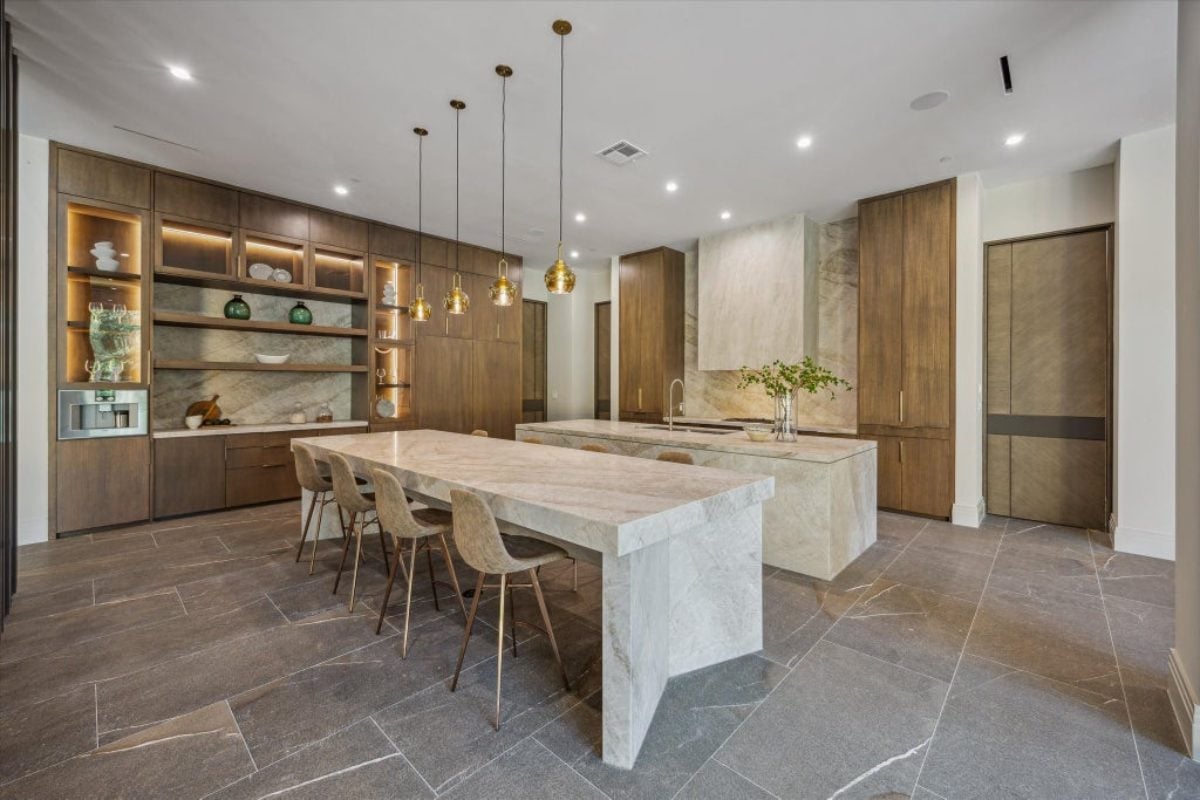 12,145 Sq. Ft. Mansion in Houston, TX ($10,500,000)