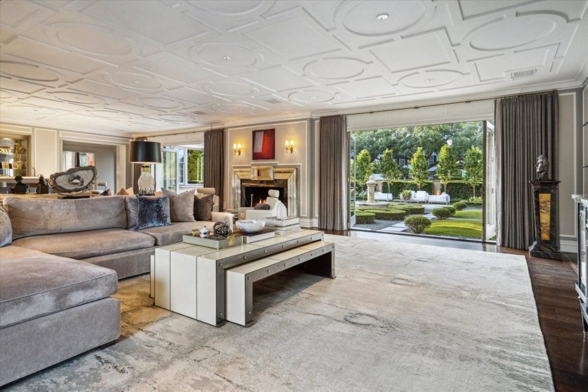 11,274 Sq. Ft. Mansion in Houston, TX ($15,995,000)