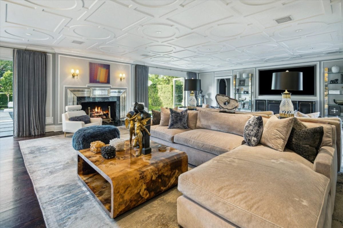 11,274 Sq. Ft. Mansion in Houston, TX ($15,995,000)