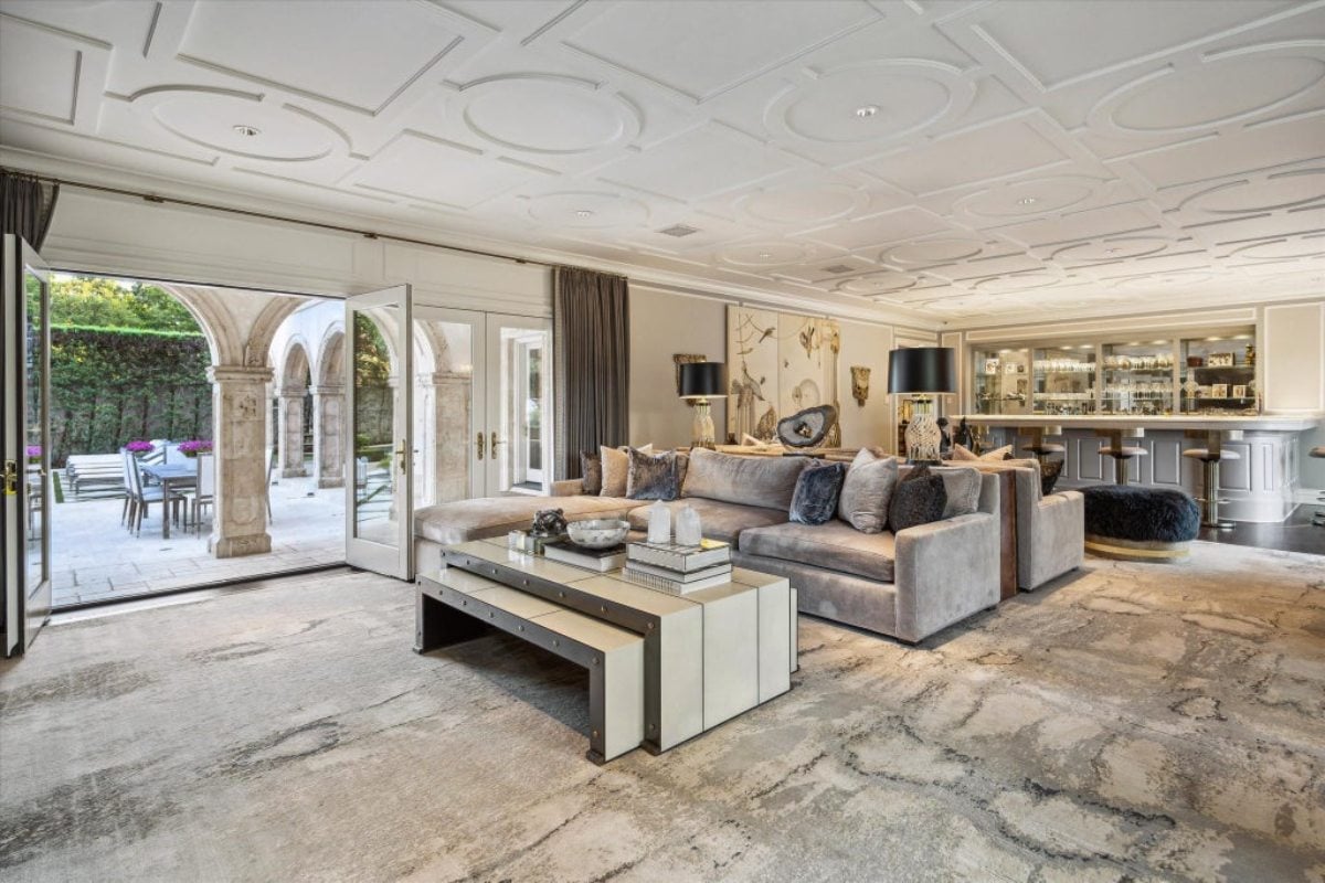 11,274 Sq. Ft. Mansion in Houston, TX ($15,995,000)