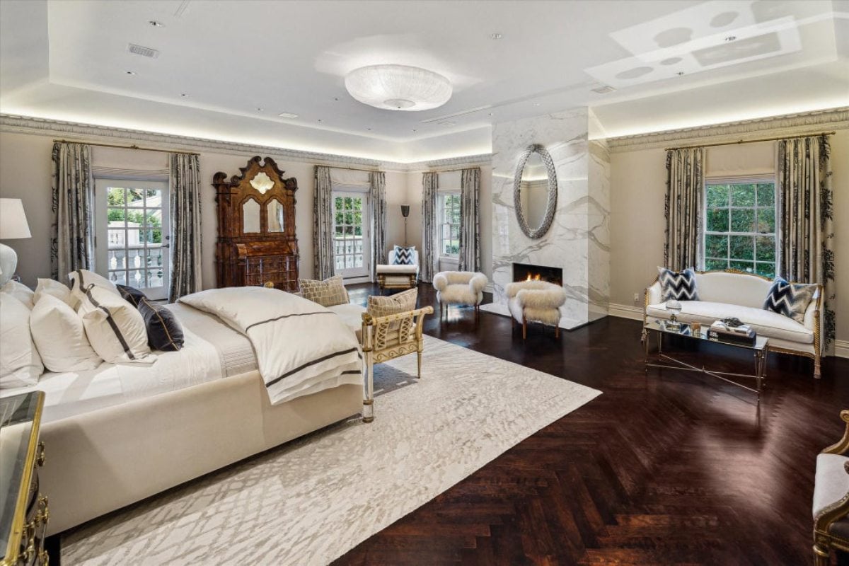 11,274 Sq. Ft. Mansion in Houston, TX ($15,995,000)