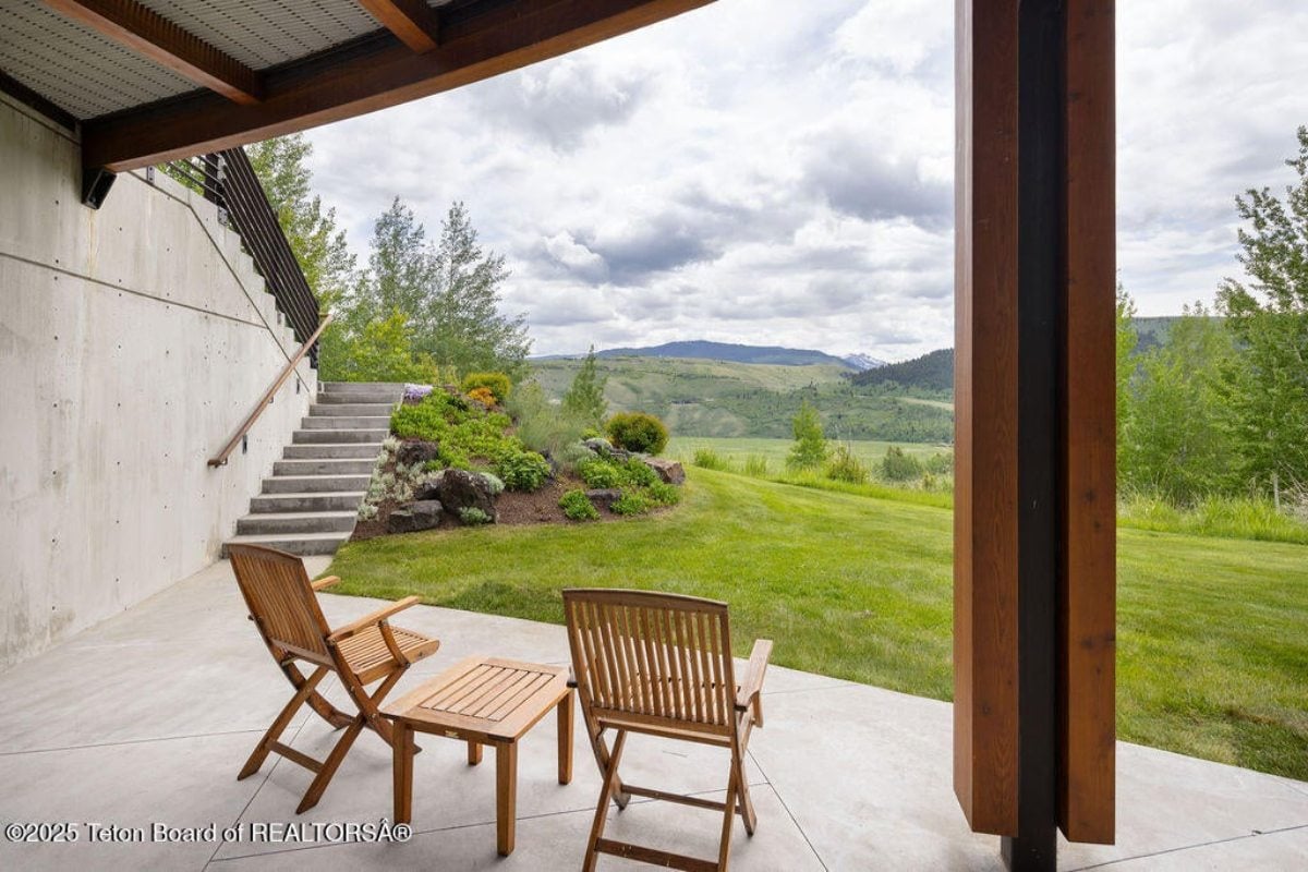 4,777 Sq. Ft. Mansion in Jackson, WY ($11,850,000)