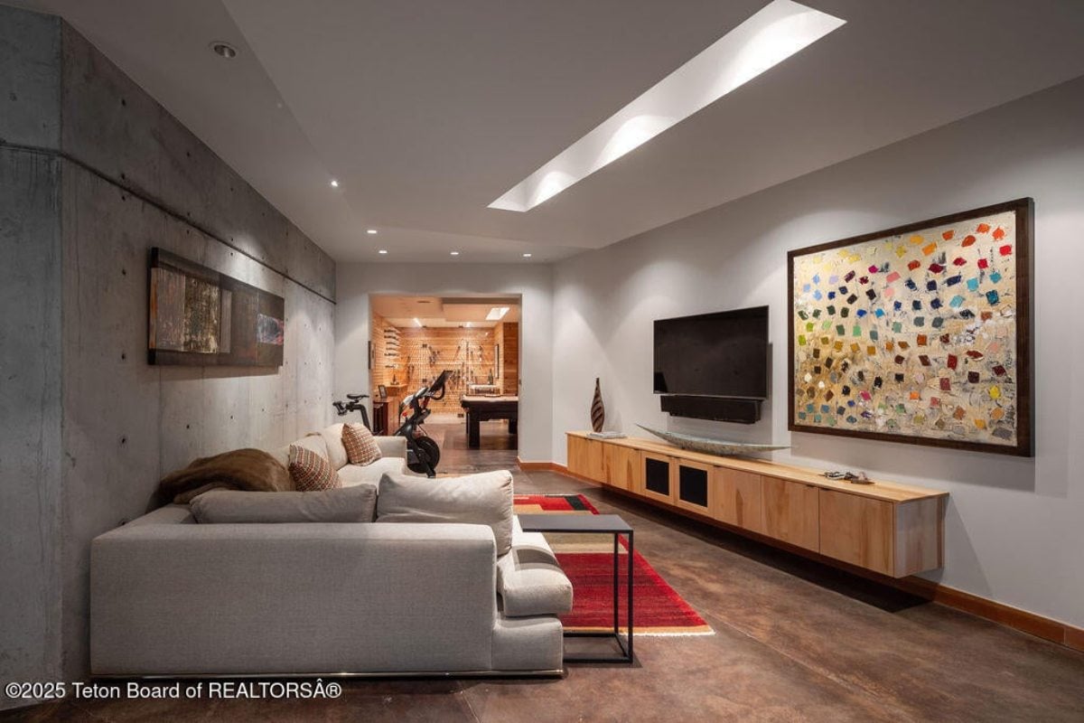 4,777 Sq. Ft. Mansion in Jackson, WY ($11,850,000)