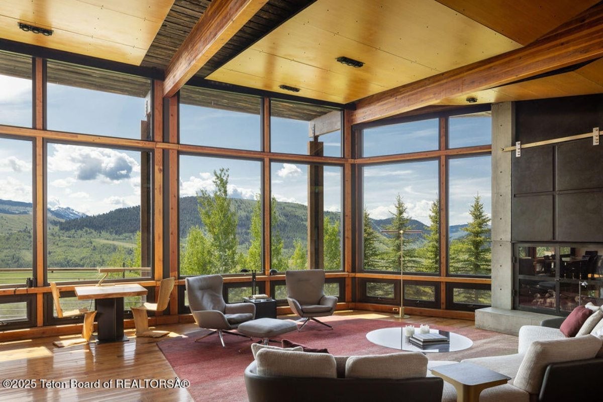 4,777 Sq. Ft. Mansion in Jackson, WY ($11,850,000)