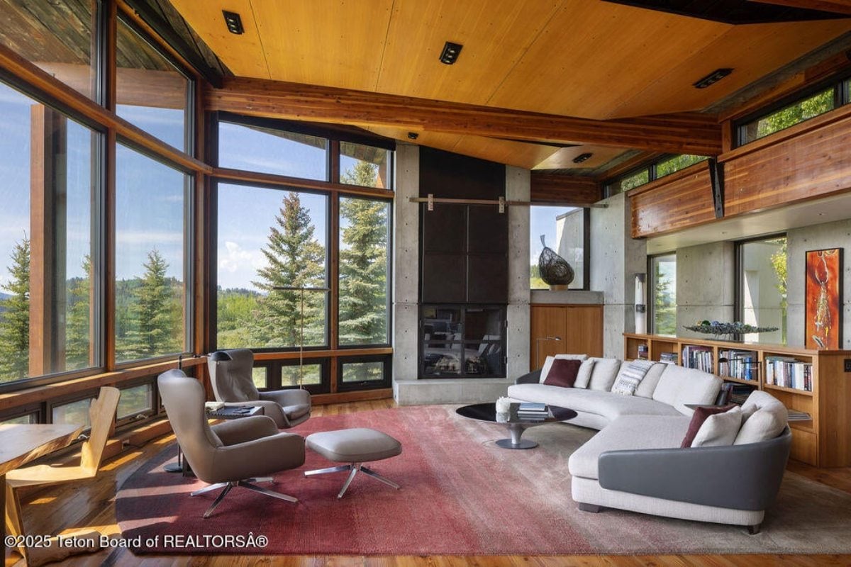 4,777 Sq. Ft. Mansion in Jackson, WY ($11,850,000)