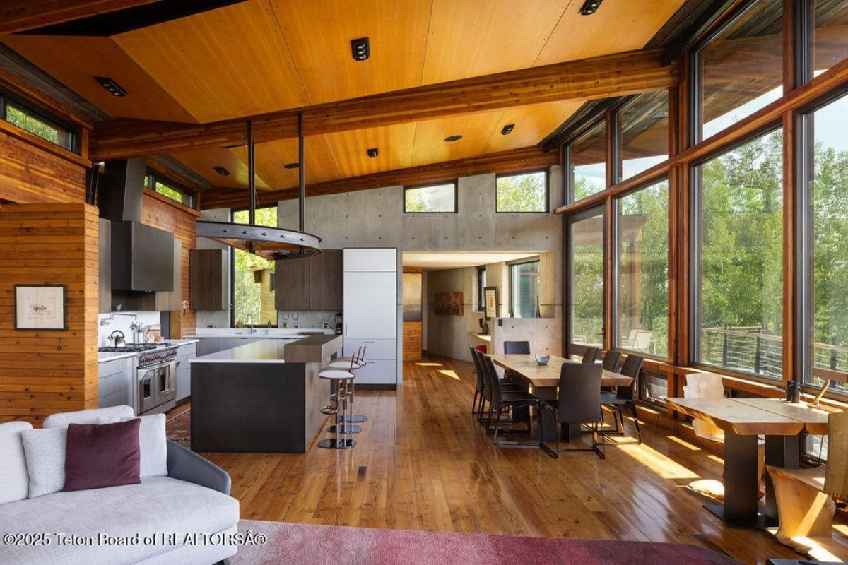 4,777 Sq. Ft. Mansion in Jackson, WY ($11,850,000)