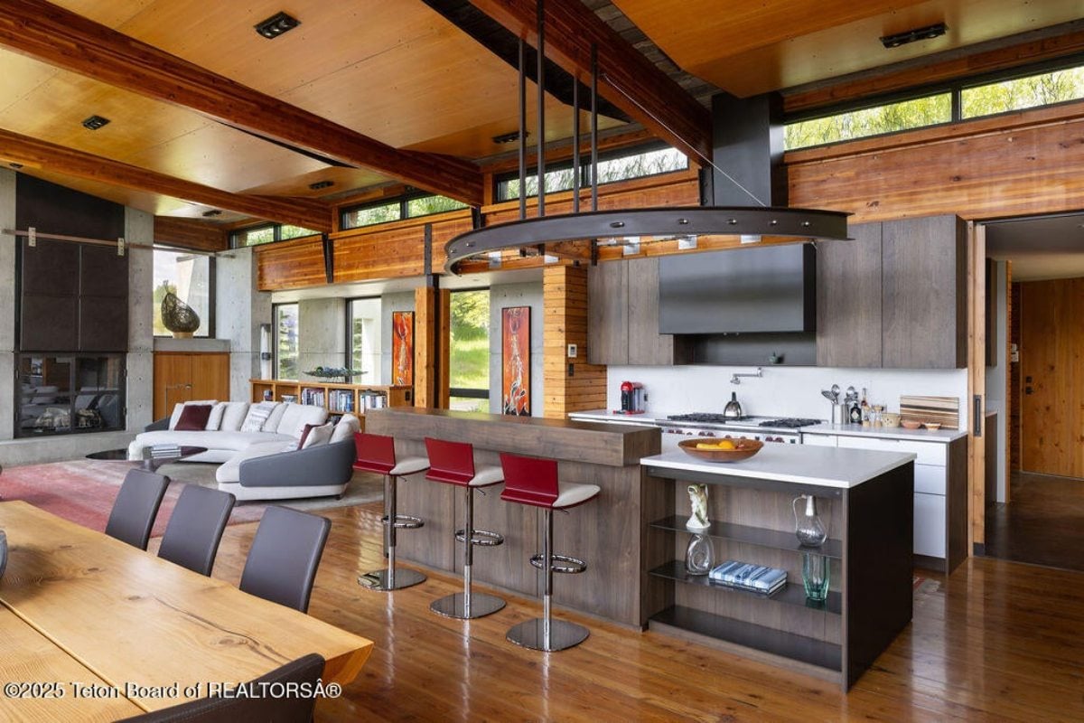 4,777 Sq. Ft. Mansion in Jackson, WY ($11,850,000)