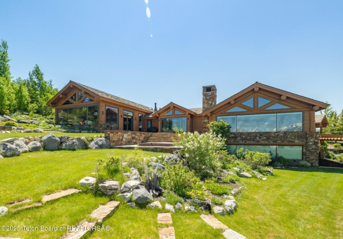 8,237 Sq. Ft. Mansion in Jackson, WY ($23,500,000)