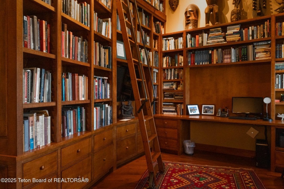 8,237 Sq. Ft. Mansion in Jackson, WY ($23,500,000)