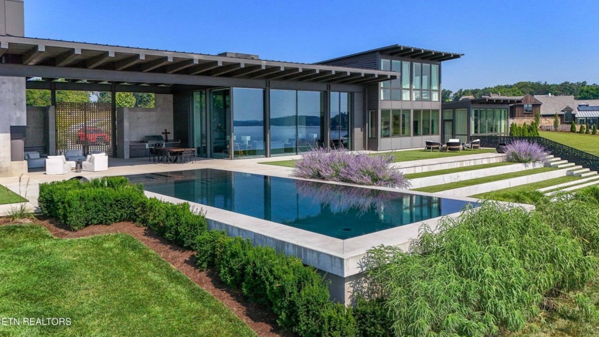 6,772 Sq. Ft. Mansion in Knoxville, TN ($9,950,000)
