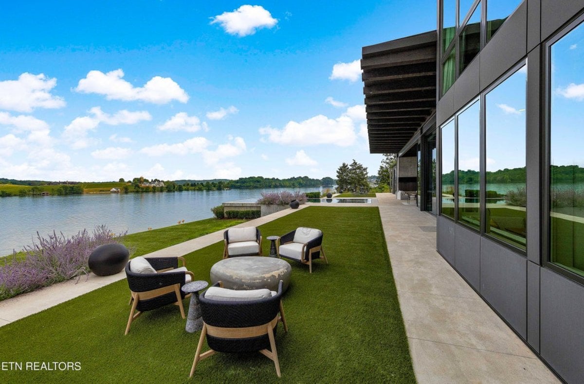 6,772 Sq. Ft. Mansion in Knoxville, TN ($9,950,000)