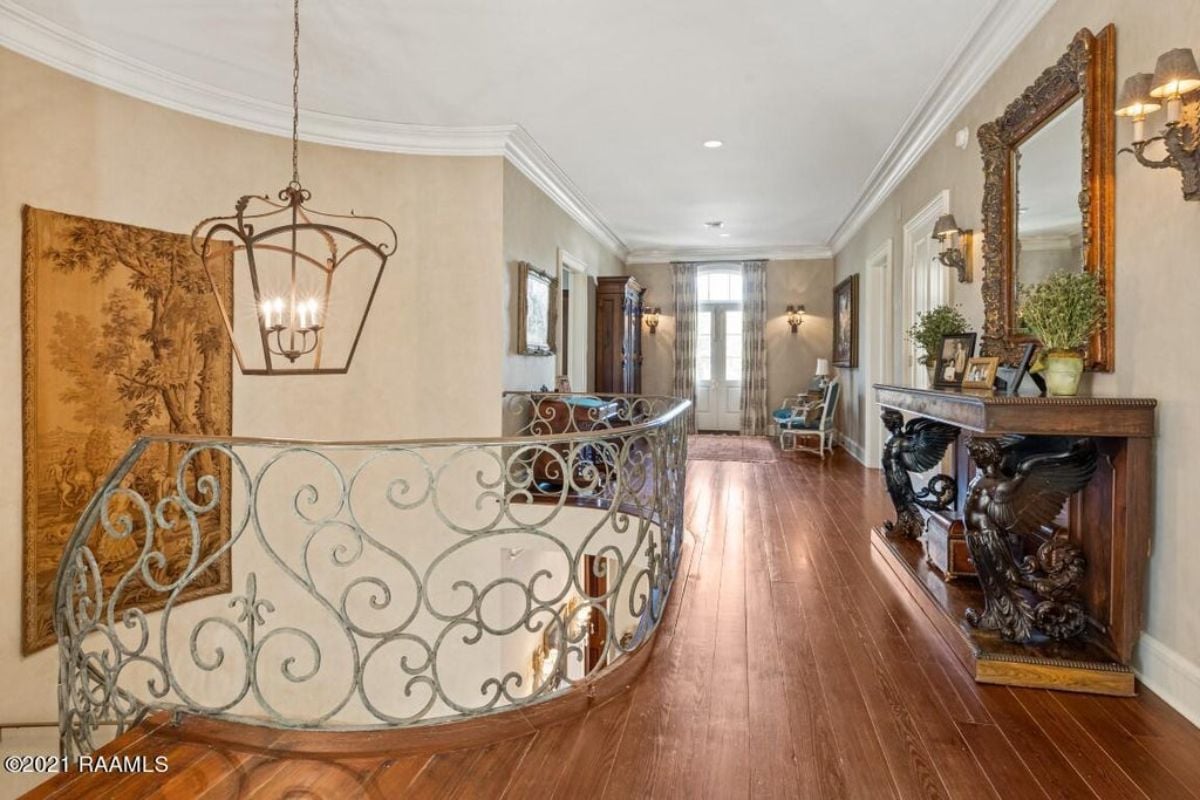 9,457 Sq. Ft. Mansion in Lafayette, LA ($3,895,000)