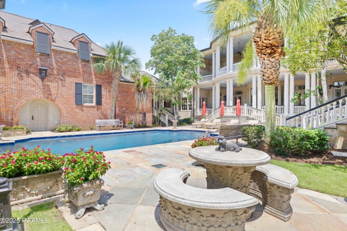 8,547 Sq. Ft. Mansion in Lafayette, LA ($5,500,000)