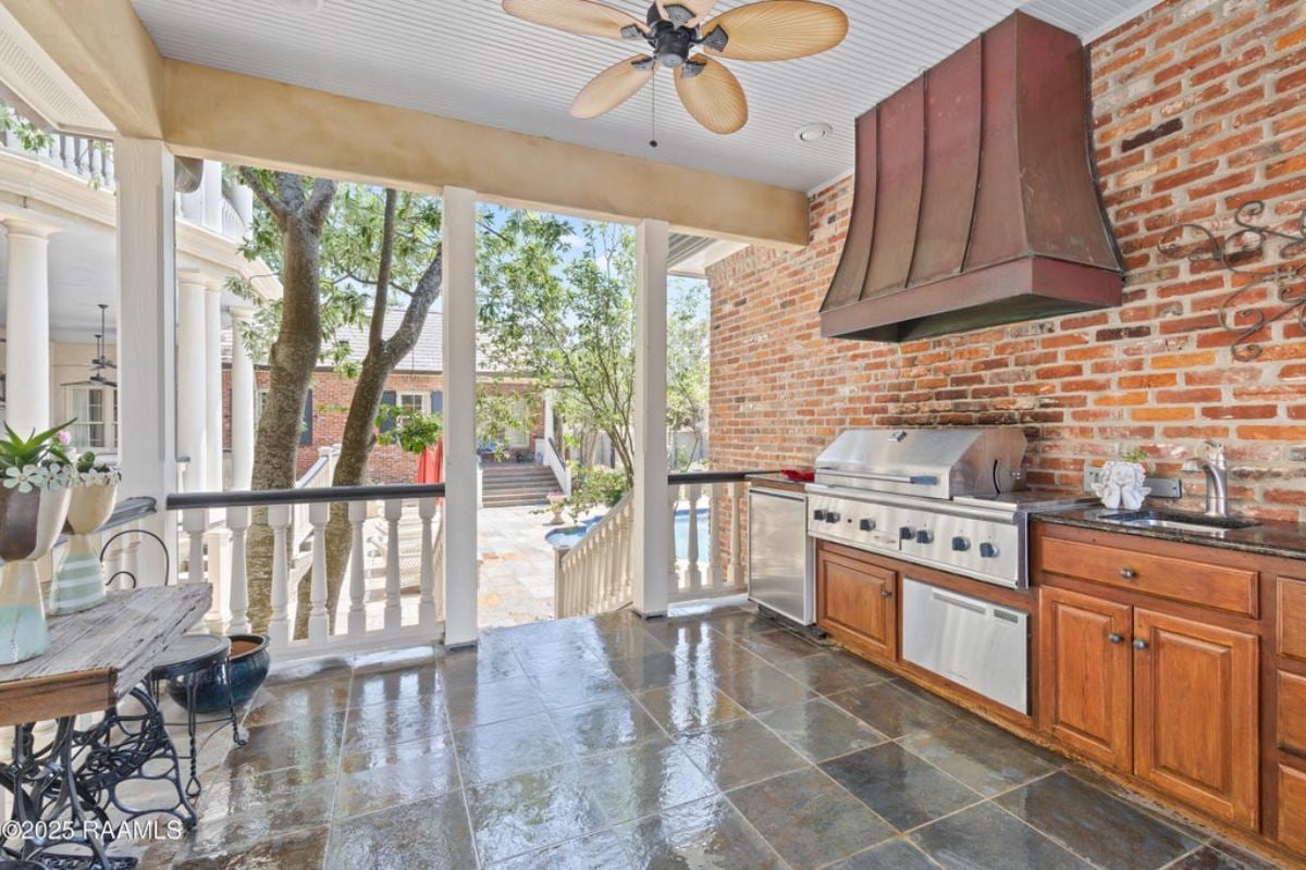 8,547 Sq. Ft. Mansion in Lafayette, LA ($5,500,000)