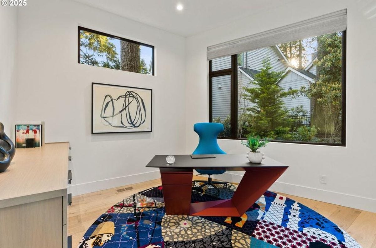 5,162 Sq. Ft. Mansion in Lake Oswego, OR ($8,995,000)