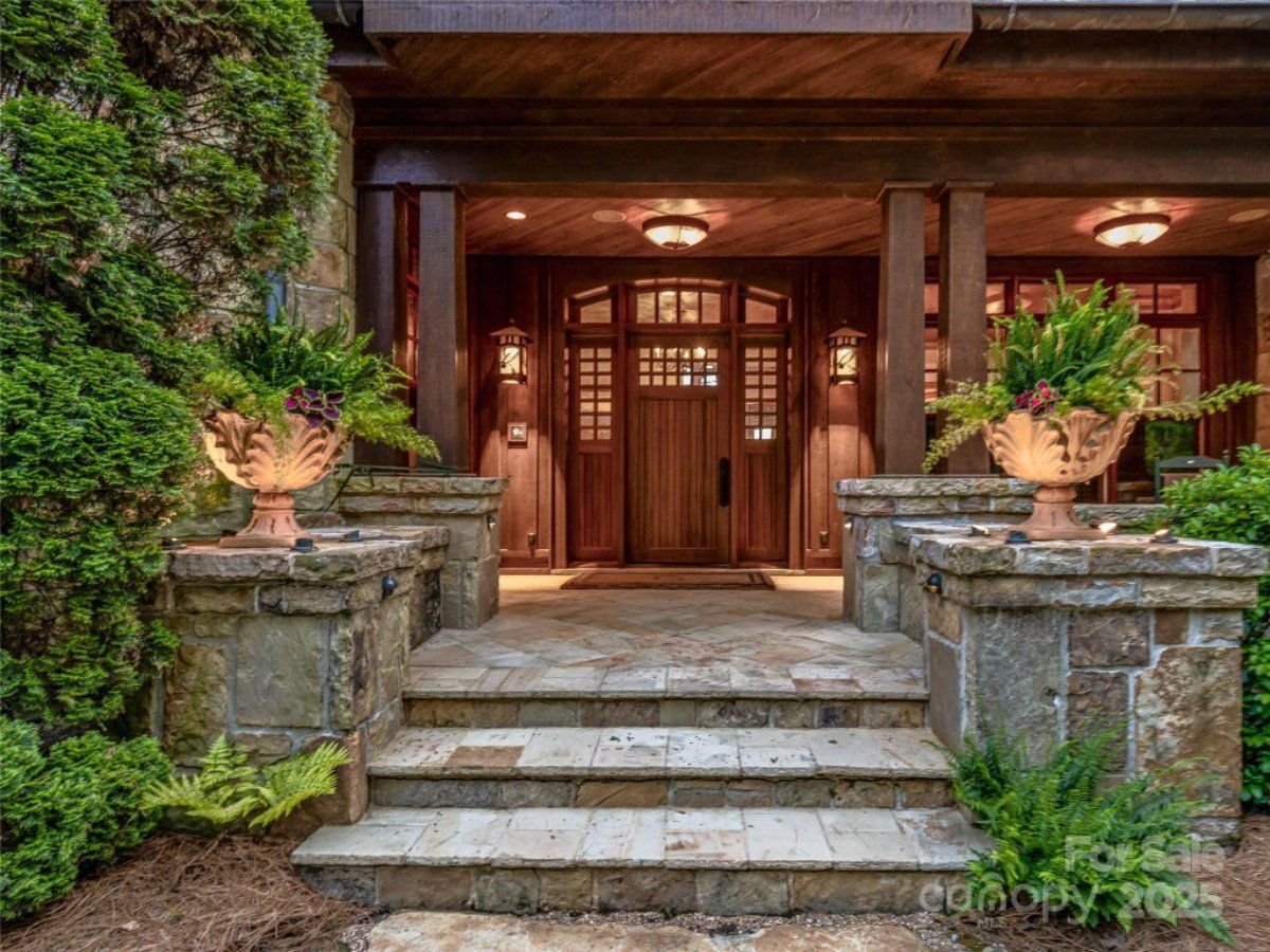 11,273 Sq. Ft. Mansion in Lake Toxaway, NC ($10,250,000)
