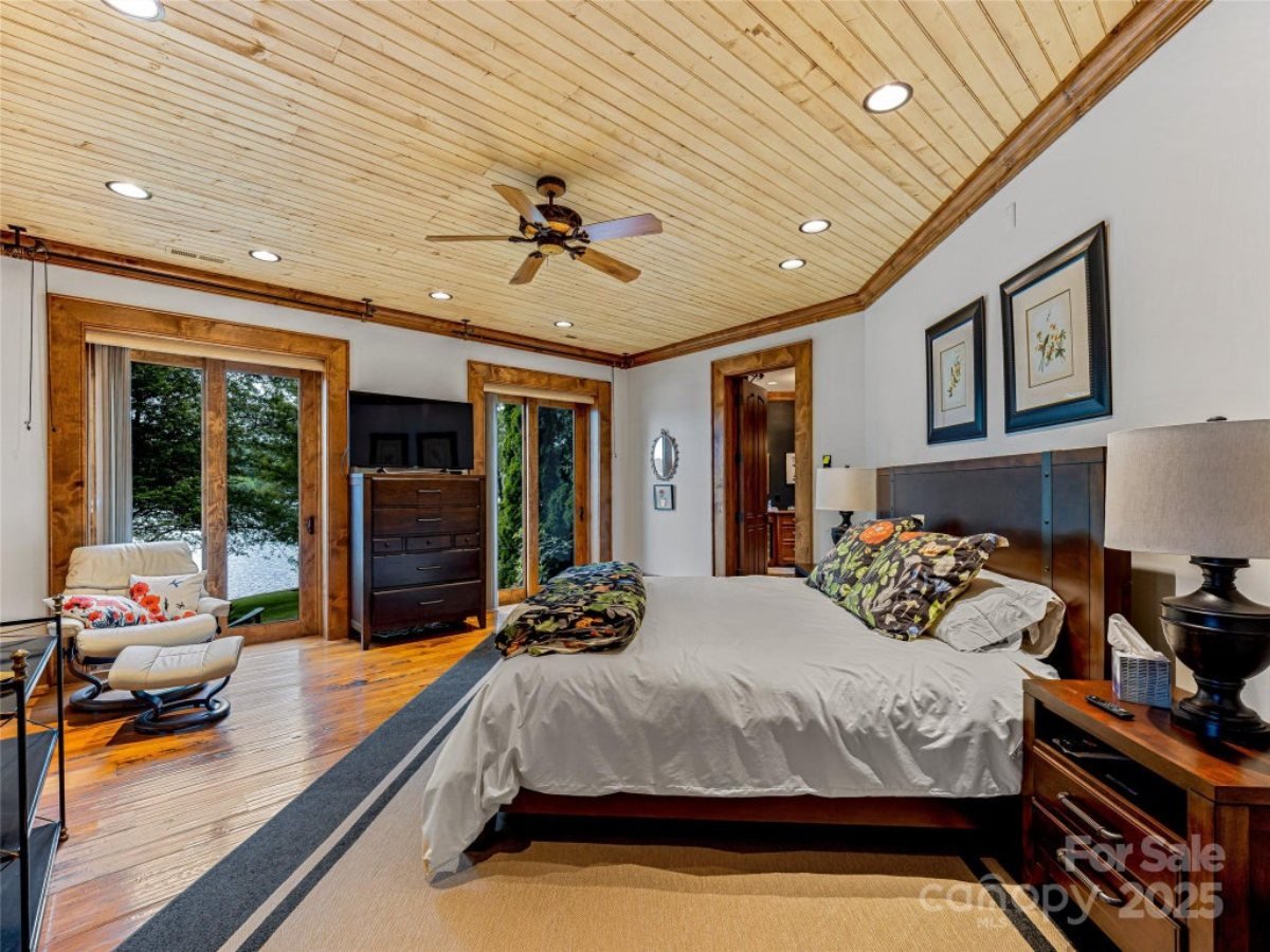 11,273 Sq. Ft. Mansion in Lake Toxaway, NC ($10,250,000)