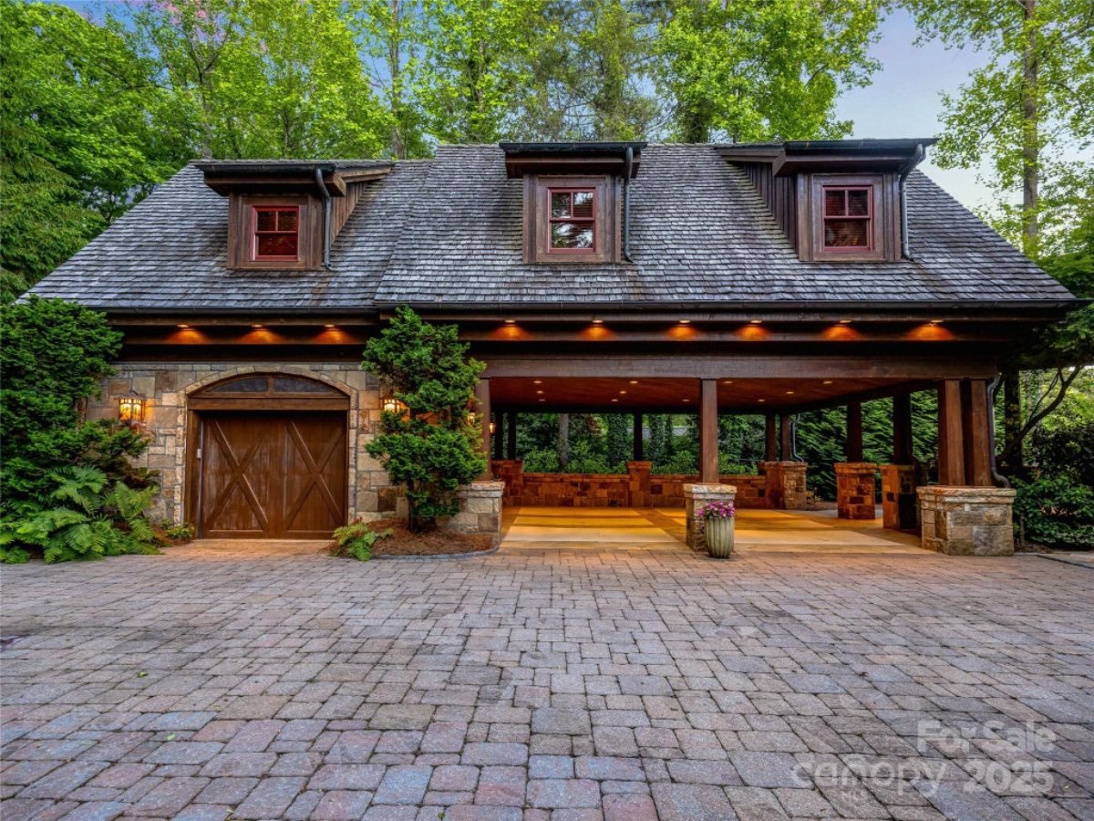 11,273 Sq. Ft. Mansion in Lake Toxaway, NC ($10,250,000)