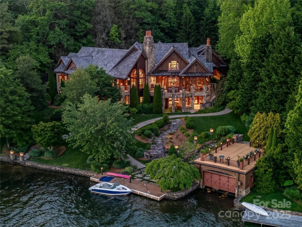 11,273 Sq. Ft. Mansion in Lake Toxaway, NC ($10,250,000)