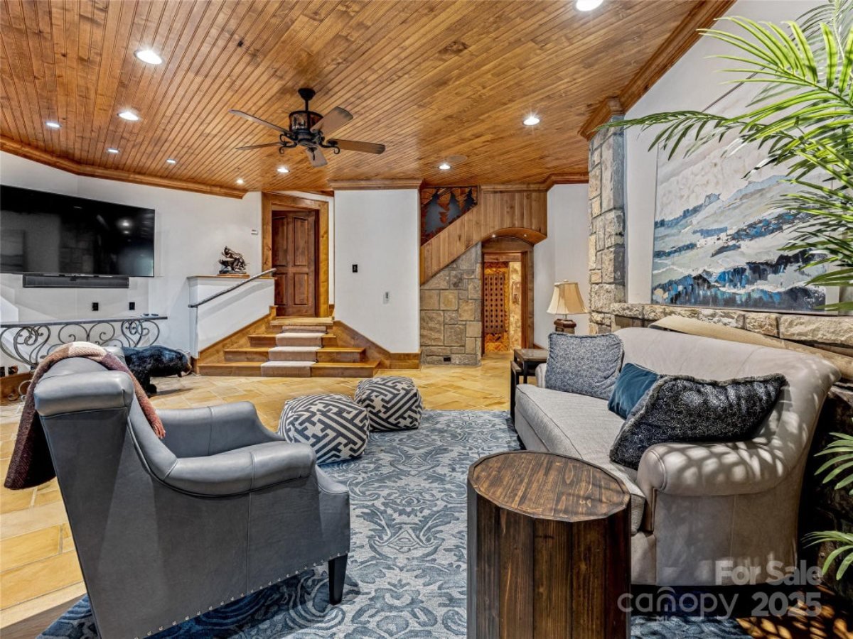 11,273 Sq. Ft. Mansion in Lake Toxaway, NC ($10,250,000)