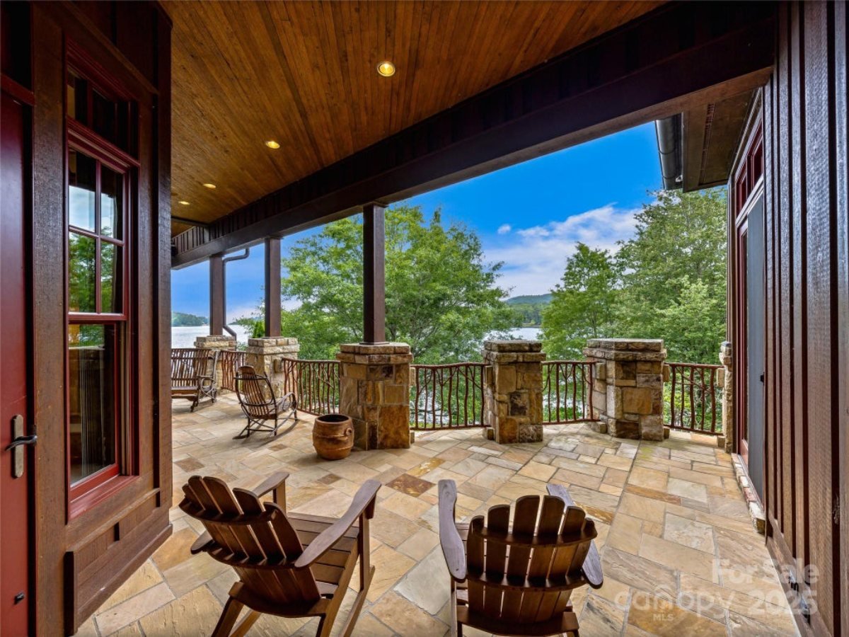 11,273 Sq. Ft. Mansion in Lake Toxaway, NC ($10,250,000)