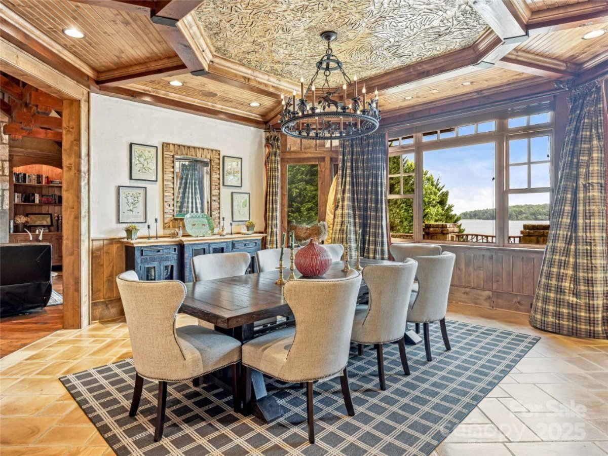 11,273 Sq. Ft. Mansion in Lake Toxaway, NC ($10,250,000)