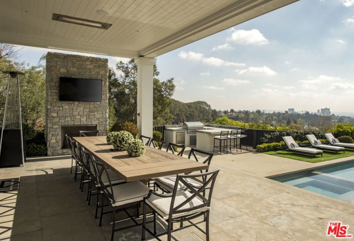 12,914 Sq. Ft. Mansion in Los Angeles, CA ($29,998,800)