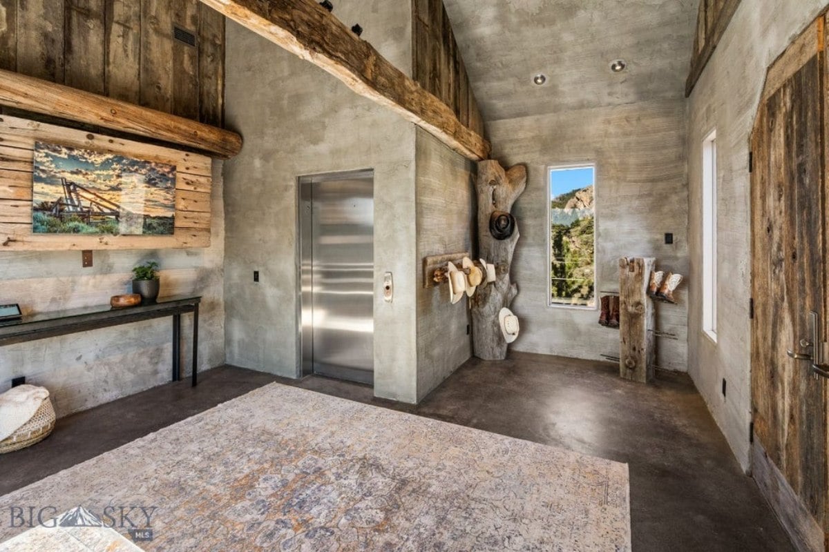 8,259 Sq. Ft. Mansion in McAllister, MT ($7,250,000)